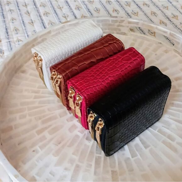 Women's RFID Wallets in RED and BROWN - Picture 4 of 15